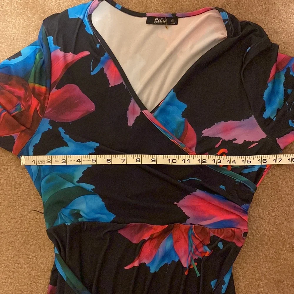 Long Floral V Neck Dress - Picture 5 of 7